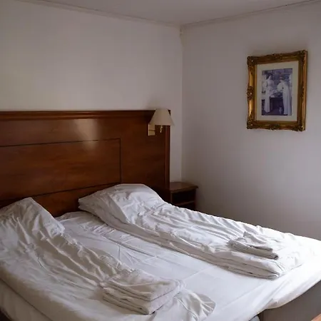 Osloveien 6 * Røros